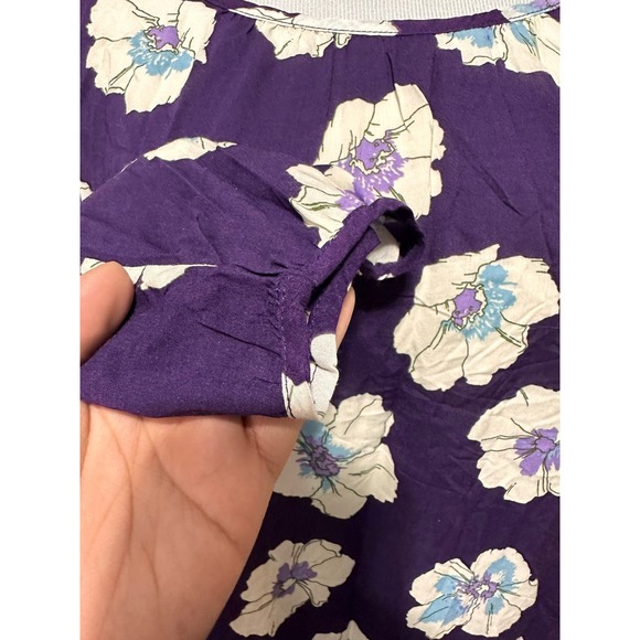 Old Navy Women’s Maternity Purple Floral-Large - Picture 3 of 9